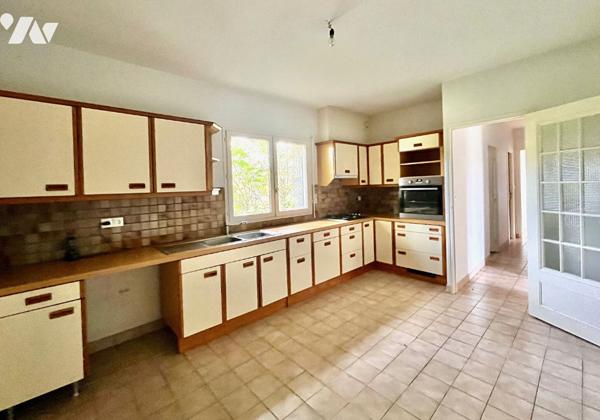 RENNES ST JACQUES - EXCLUSIF - Maison de 6 pièces dans rue calme