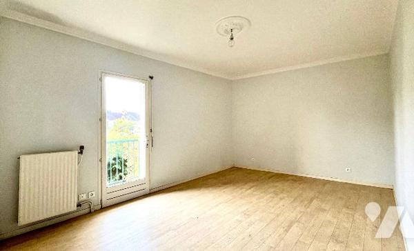 RENNES ST JACQUES - EXCLUSIF - Maison de 6 pièces dans rue calme