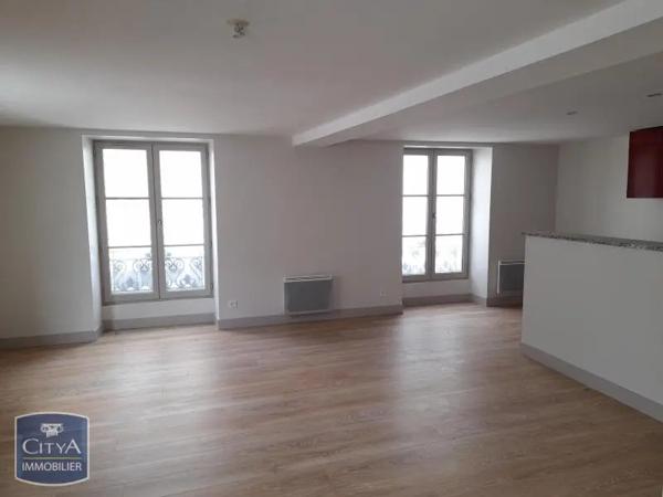 Appartement à louer 3 pièces 63.5m² Chinon (37500)