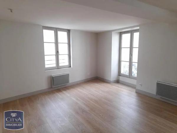 Appartement à louer 3 pièces 63.5m² Chinon (37500)