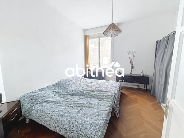 GRAND LOFT EN CENTRE VILLE