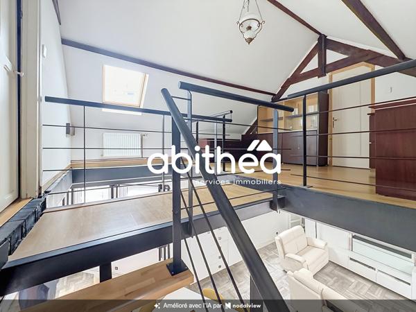 GRAND LOFT EN CENTRE VILLE