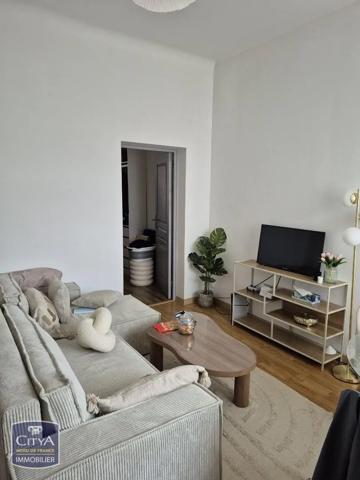 Appartement à louer 2 pièces 41.06m² Douai (59500)