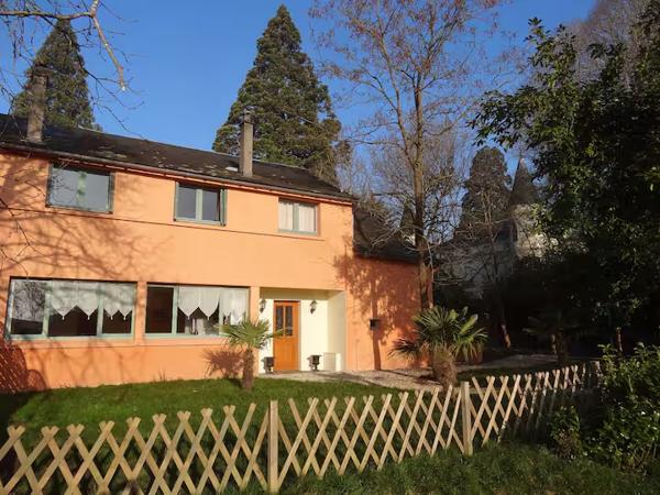 Superbe Château XIXᵉ en Tuffeau entièrement restauré