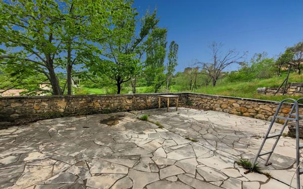 Maison à vendre    8 pièces • 256,11 m2 Saint-Maime