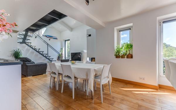 Appartement à vendre    4 pièces • 95 m2 Nice