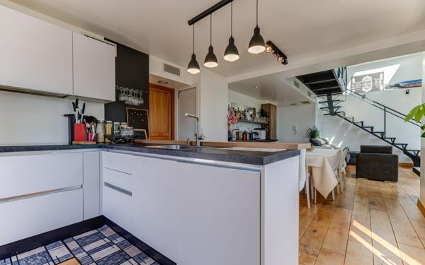 Appartement à vendre    4 pièces • 95 m2 Nice