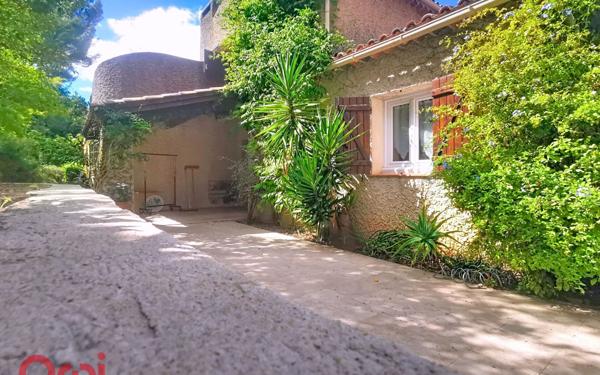 Maison à vendre    10 pièces •  Toulon