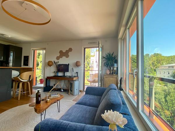 "Meudon Val Fleury" Superbe appartement meublé de 50.85 m² avec balcon, cave et parking ! Loyer 1 590 €/mois charges comprises **  - Référence  28183