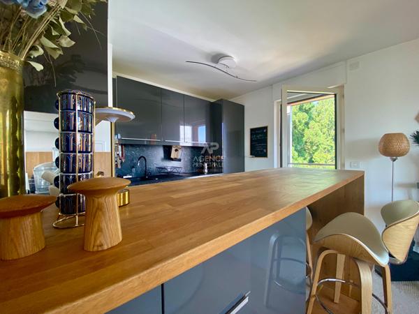 "Meudon Val Fleury" Superbe appartement meublé de 50.85 m² avec balcon, cave et parking ! Loyer 1 590 €/mois charges comprises **  - Référence  28183