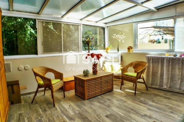 Lumineux T3 avec véranda de 14m2 au cœur de Hyères