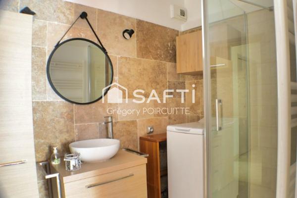 Lumineux T3 avec véranda de 14m2 au cœur de Hyères