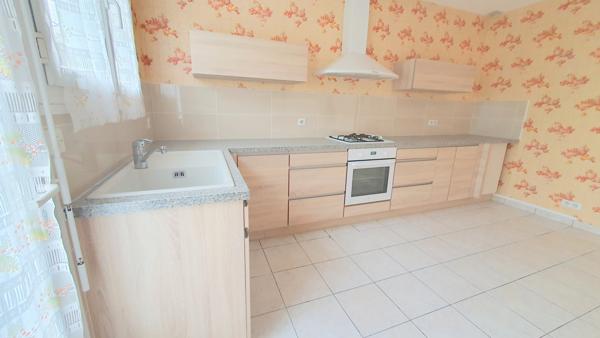 MAISON 3 CH MAULEVRIER SUR DEMI SOUS-SOL