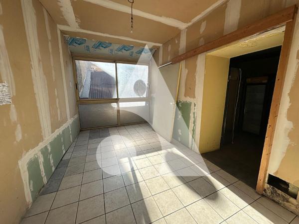 Local commercial 3 pièces 41.57 m2