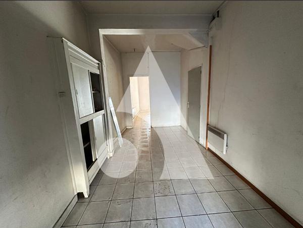 Local commercial 3 pièces 41.57 m2