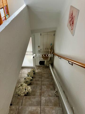 Maison 7 pièce(s) 4 chambre(s) 190 m²