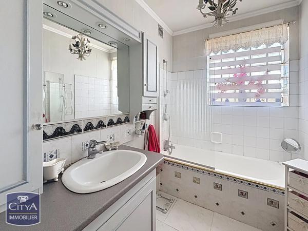 Appartement à vendre 3 pièces 80.34m² Brive-la-Gaillarde (19100)