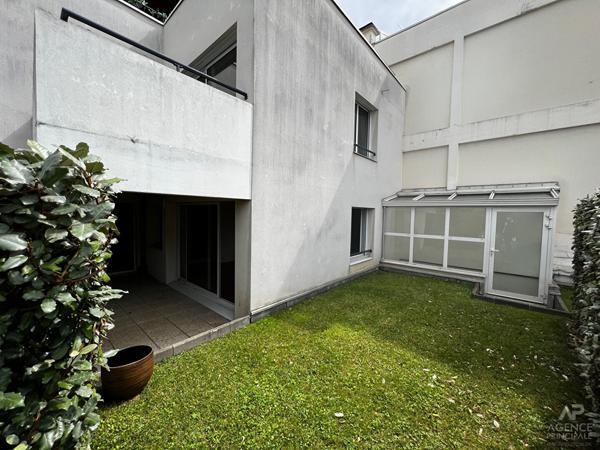 Appartement Rueil Malmaison 2 pièce(s) 48.2 m2 Loyer 1 350 €/mois charges comprises **  - Référence  20094