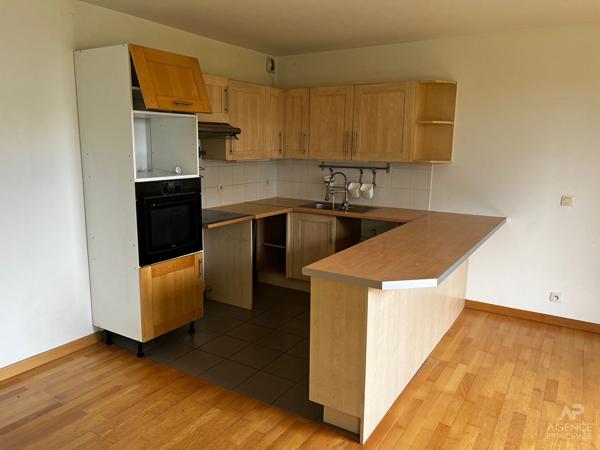 Appartement Rueil Malmaison 2 pièce(s) 48.2 m2 Loyer 1 350 €/mois charges comprises **  - Référence  20094