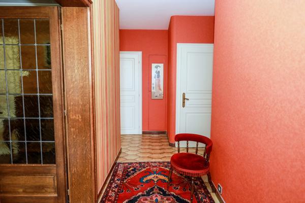 JOLI PLAIN PIED SUR SOUS SOL A AMNEVILLE