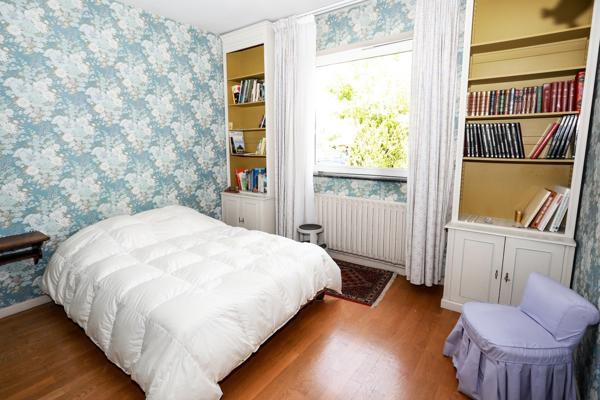 JOLI PLAIN PIED SUR SOUS SOL A AMNEVILLE