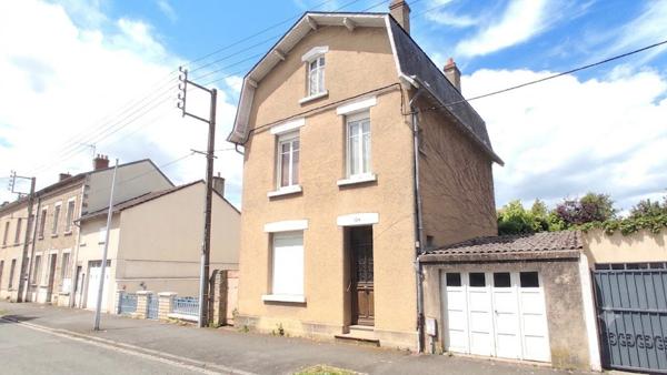 Maison 6 pièces à vendre Châtellerault - 86100 / Réf: 11861