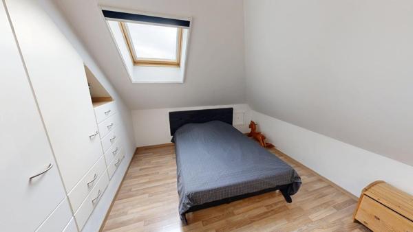 Coeur de Village, Maison familiale avec sous-sol complet et piscine