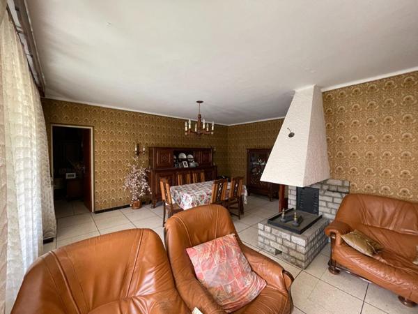 Alès quartier Clavières Exclusivité maison en pierres 6 pièces  sur 2 niveaux de 133 m2 sur terrain 501 m2