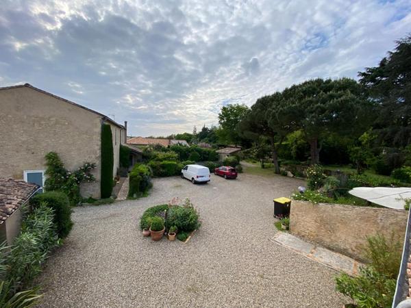 A Saint Macaire, proche Langon : bel ensemble immobilier , piscine, gite... 15 pièces 700 m2