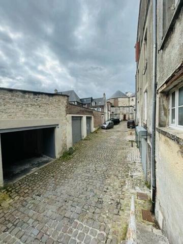 Immeuble à vendre  5 pièces •  Laon