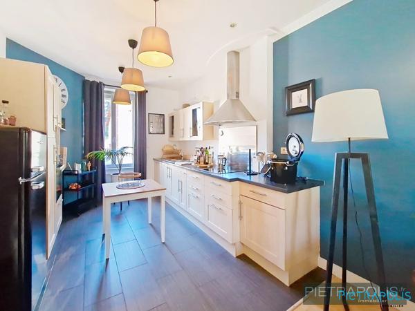 APPARTEMENT DUPLEX - 2 CHBRES – PARKING - CAVE