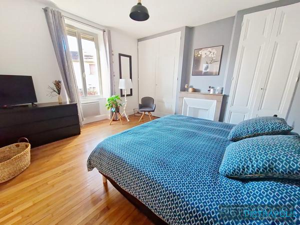 APPARTEMENT DUPLEX - 2 CHBRES – PARKING - CAVE