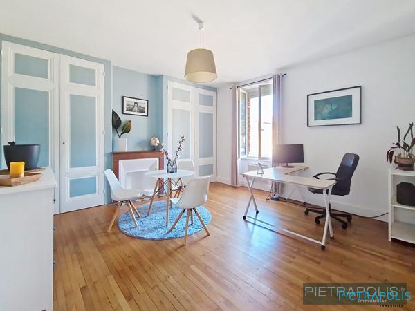 APPARTEMENT DUPLEX - 2 CHBRES – PARKING - CAVE