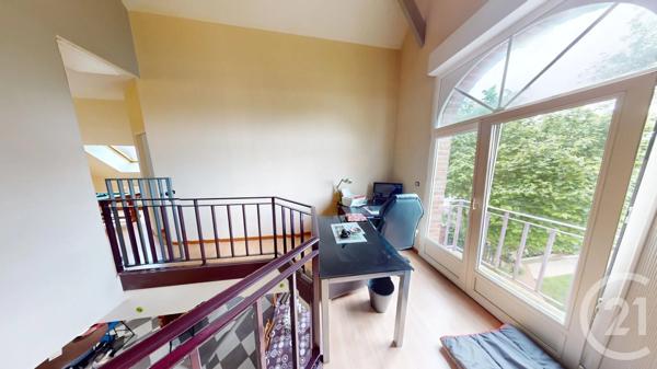 Maison à vendre  6 pièces - 170 m 2   ST QUENTIN  - 02