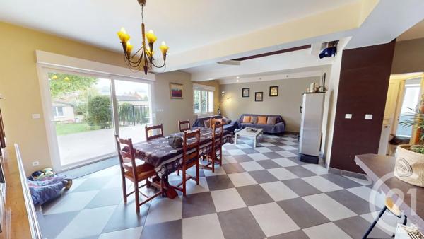 Maison à vendre  6 pièces - 170 m 2   ST QUENTIN  - 02