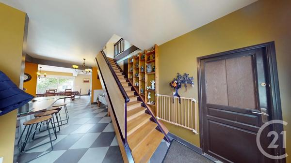 Maison à vendre  6 pièces - 170 m 2   ST QUENTIN  - 02