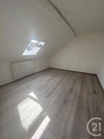 Maison à vendre  6 pièces - 93 m 2   ST QUENTIN  - 02