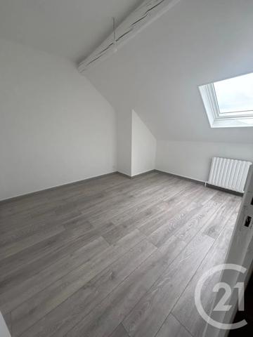Maison à vendre  6 pièces - 93 m 2   ST QUENTIN  - 02