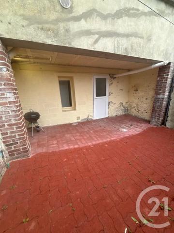 Maison à vendre  6 pièces - 93 m 2   ST QUENTIN  - 02