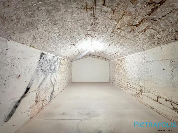 MONTPELLIER : À deux pas de la Place de la Comédie, Ensemble Immobilier de 282m² env