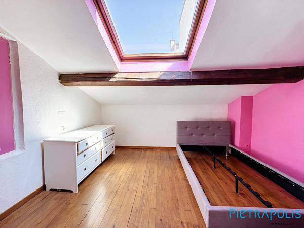 MONTPELLIER : À deux pas de la Place de la Comédie, Ensemble Immobilier de 282m² env