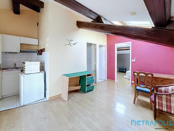 MONTPELLIER : À deux pas de la Place de la Comédie, Ensemble Immobilier de 282m² env