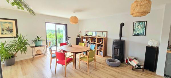 CHARTRES CENTRE : La campagne à la ville avec cette lumineuse Maison des années 30 rénovée - proche quartier Chanzy