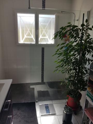 En placement idéal pour cette maison à Lège bourg