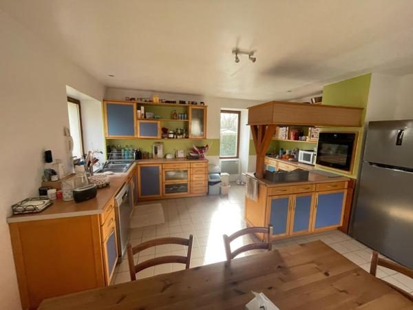 Maison à NOYEN-SUR-SARTHE, 72430 - 7 pièces 160m²