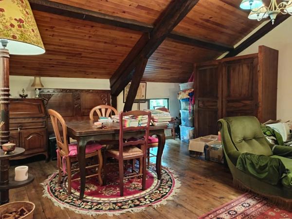 AUTHENTIQUE MAISON DE CHARME AVEC DEPENDANCES