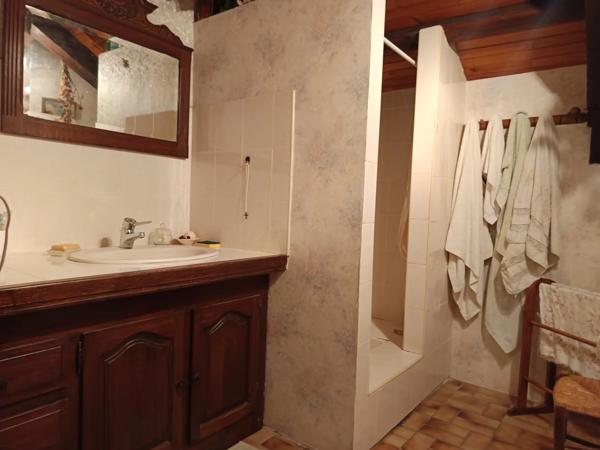 AUTHENTIQUE MAISON DE CHARME AVEC DEPENDANCES