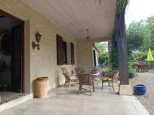 AUTHENTIQUE MAISON DE CHARME AVEC DEPENDANCES