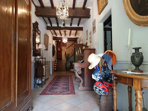 AUTHENTIQUE MAISON DE CHARME AVEC DEPENDANCES