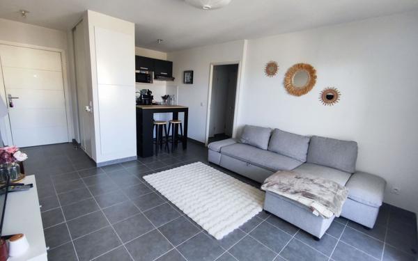 Appartement à vendre    2 pièces • 42,29 m2 Saint-André-de-Cubzac